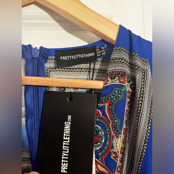 Pretty Little Thing Cobalt Print Satin Kimono Maxi Dress - Picture 5 of 6